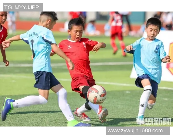 足球小将不再是少年梦他们如何在绿茵场上书写传奇人生
